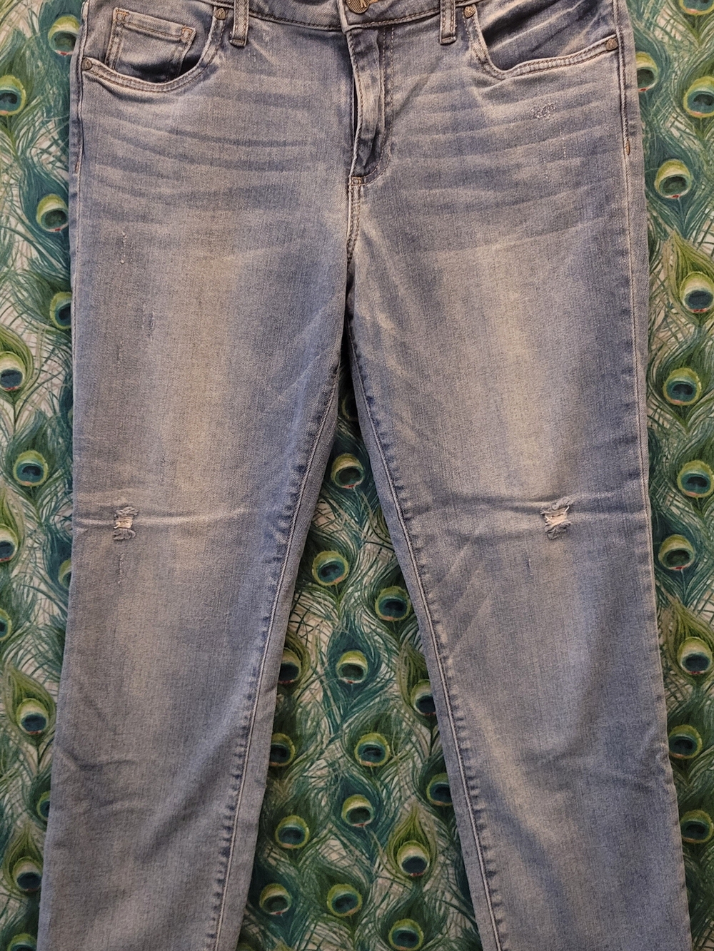 Kut from the Kloth Light Blue Straight Leg Jeans